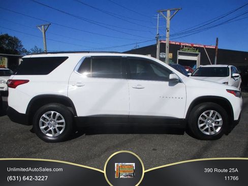 Used 2019 Chevrolet Traverse LT AWD/4WD image 5