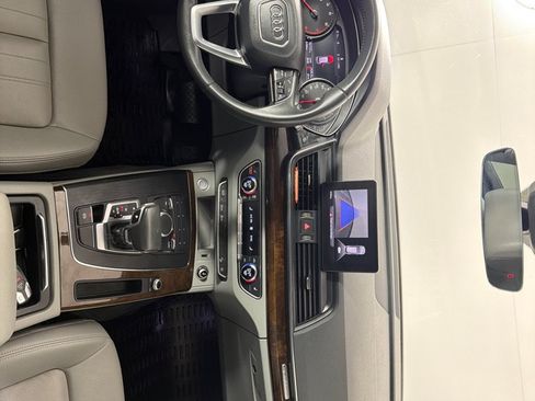 Used 2019 Audi Q5 2.0T Premium AWD/4WD image 25