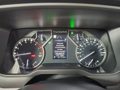 Used 2022 Toyota Tundra SR5 w/ SR5 Convenience Package AWD/4WD image 48