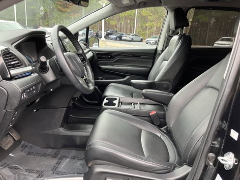 Certified 2024 Honda Odyssey Touring image 16