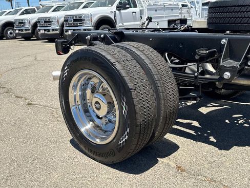 New 2025 Ford F550 2WD Regular Cab Super Duty image 19