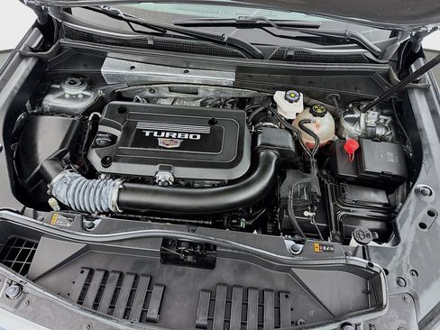 Used 2024 Cadillac XT4 Luxury w/ Cold Weather Package image 31