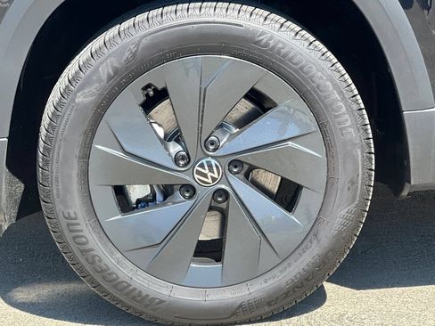 New 2026 Volkswagen Taos S FWD image 25