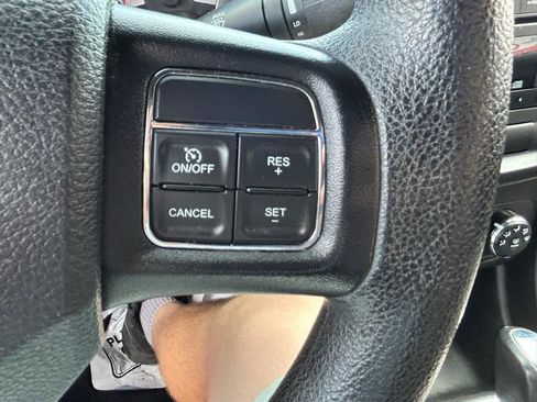 Used 2014 Dodge Avenger SE w/ Blacktop Package FWD image 19
