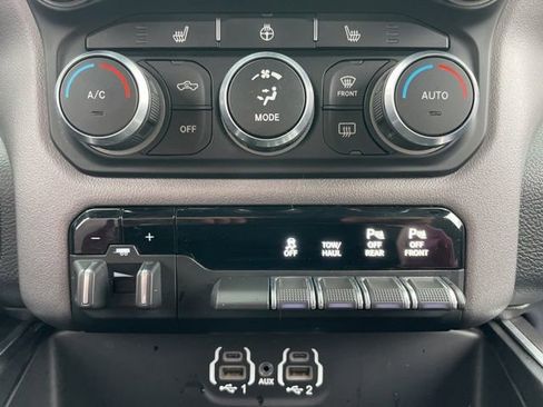 Used 2020 RAM 2500 Big Horn w/ Level 2 Equipment Group image 24