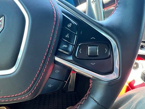 Used 2022 Chevrolet Corvette Stingray Premium Conv w/ Z51 Performance Package RWD image 47