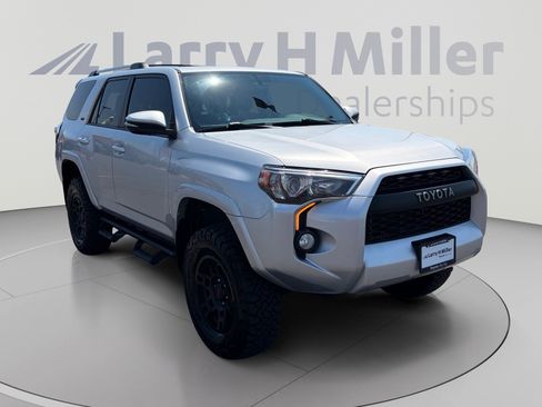 Used 2019 Toyota 4Runner SR5 Premium w/ Wilderness Package AWD/4WD image 7