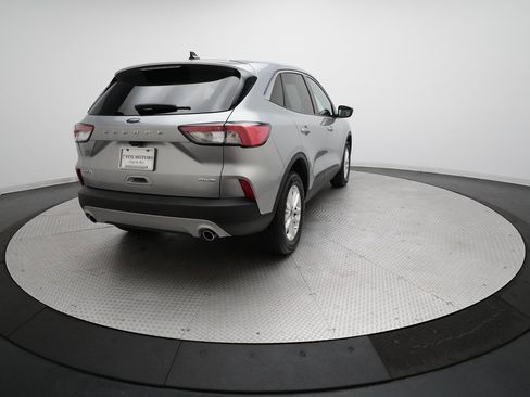 Used 2022 Ford Escape SE w/ Cold Weather Package image 34