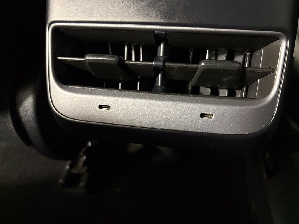 Used 2023 Tesla Model 3 Standard Range RWD image 32