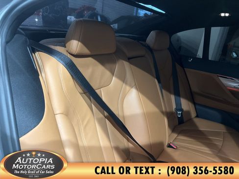Used 2022 BMW 740i w/ M Sport Package RWD image 18