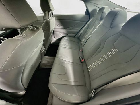 Used 2023 Hyundai Elantra SEL w/ Convenience Package FWD image 27
