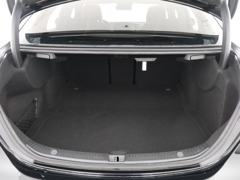 Used 2023 Mercedes-Benz E 350 4MATIC Sedan image 33