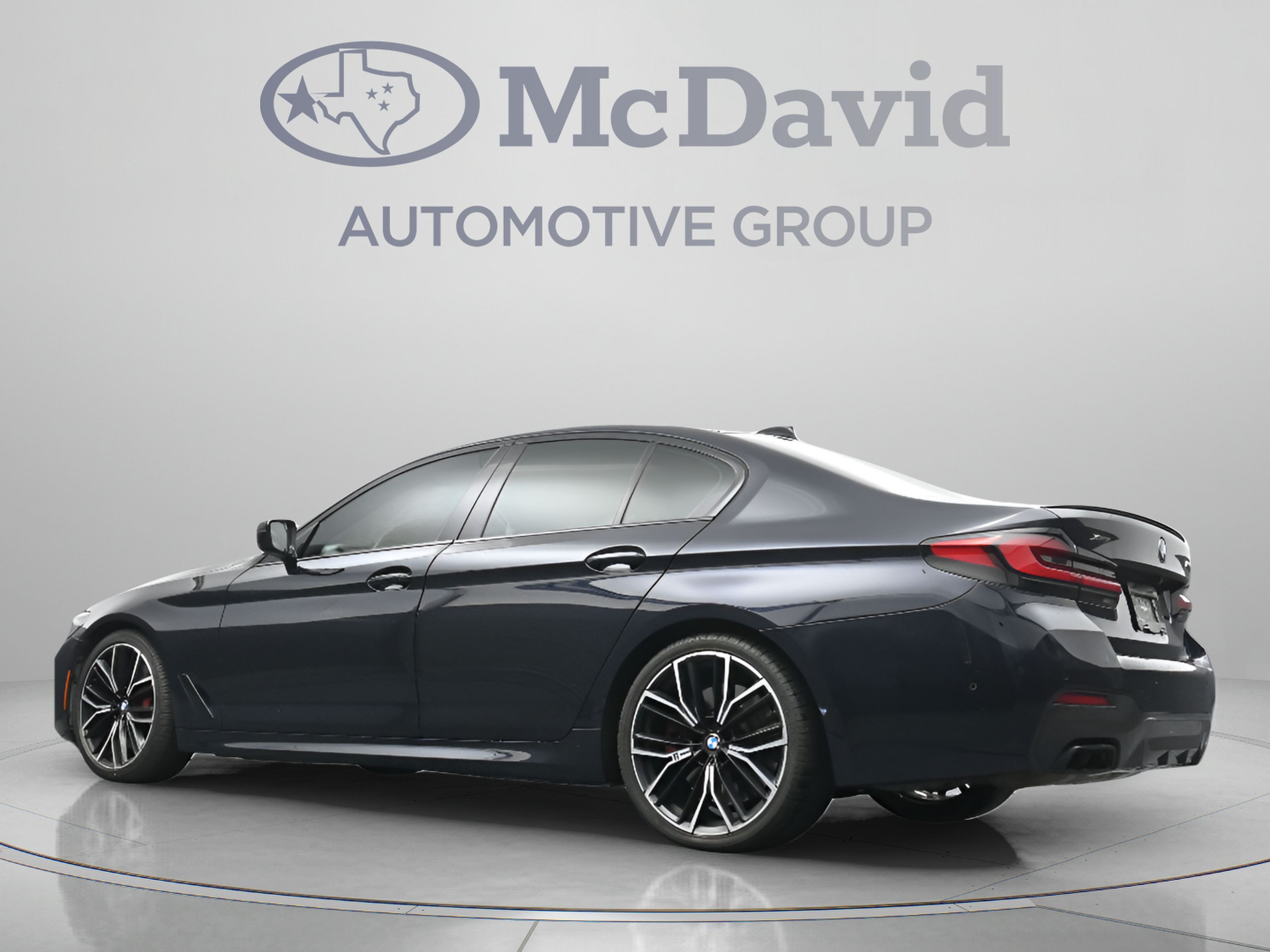 Used 2022 BMW M550i xDrive w/ Dynamic Handling Package AWD/4WD image 29