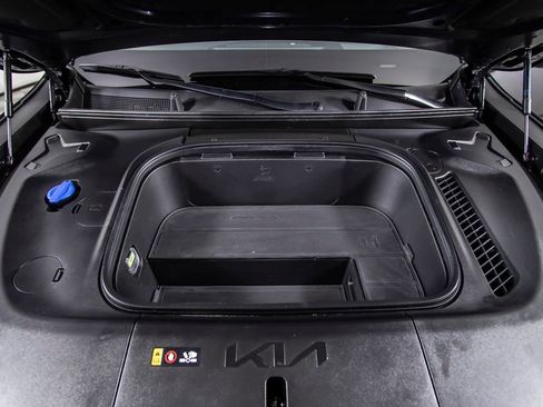 Used 2024 Kia EV9 GT-Line image 59