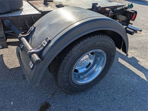 Used 2017 RAM 3500 Tradesman w/ Power & Remote Entry Group image 17