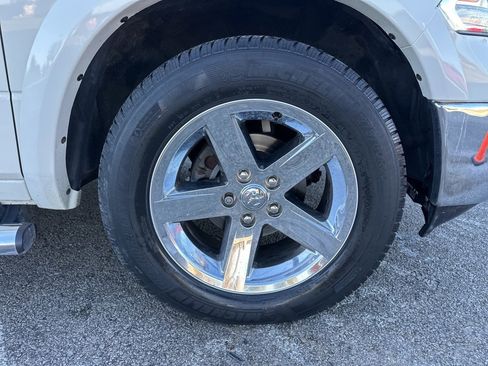 Used 2018 RAM 1500 Laramie w/ Convenience Group image 38