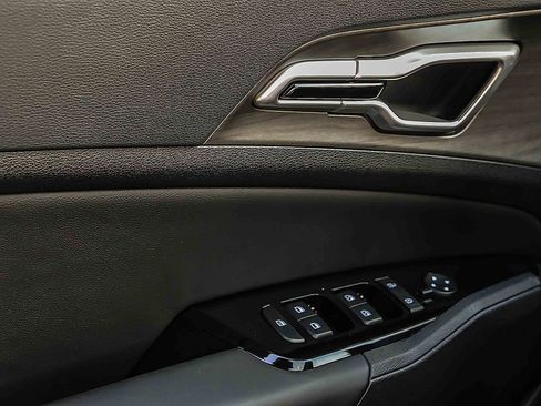 Certified 2025 Kia Sportage X-Line image 14