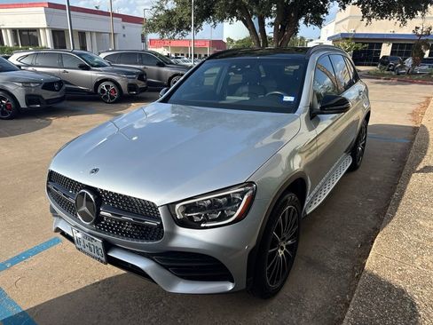 Used 2021 Mercedes-Benz GLC 300 image 1