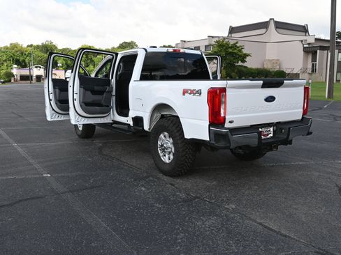 Used 2024 Ford F250 XLT AWD/4WD image 31