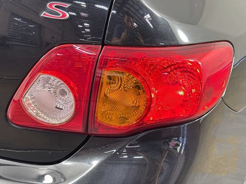 Used 2010 Toyota Corolla S FWD image 28