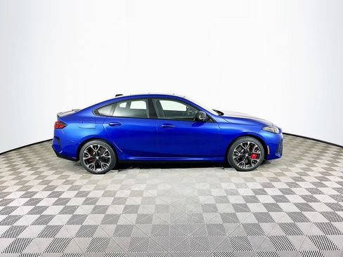 Used 2025 BMW M235i xDrive w/ Premium Package image 9