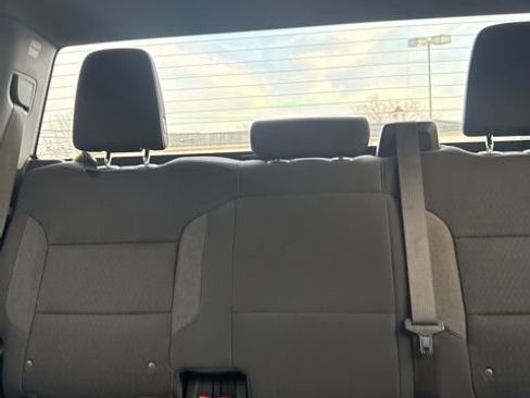 Used 2024 Chevrolet Silverado 2500 Custom w/ Custom Value Package image 20