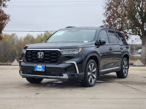 Certified 2023 Honda Pilot Elite image 3