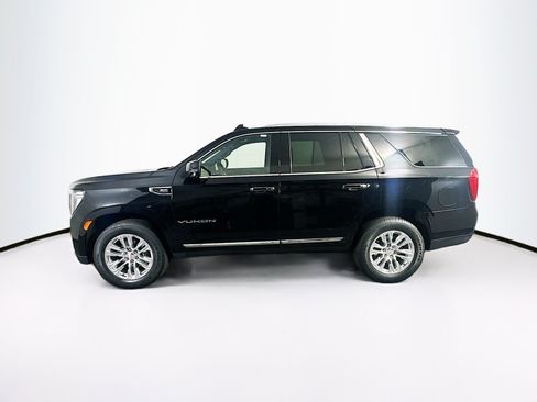 Used 2024 GMC Yukon SLT w/ SLT Premium Package RWD image 4