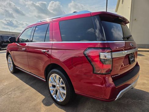 Used 2019 Ford Expedition Platinum RWD image 7