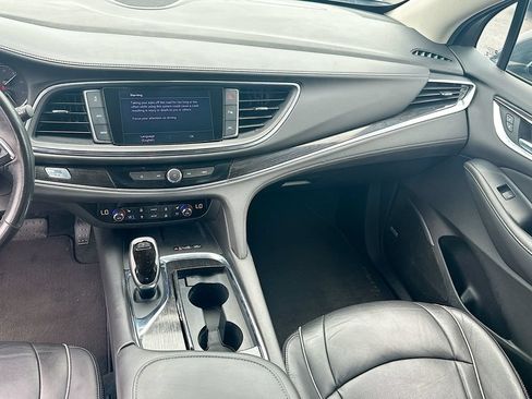 Used 2021 Buick Enclave Avenir w/ Avenir Technology Package AWD/4WD image 20
