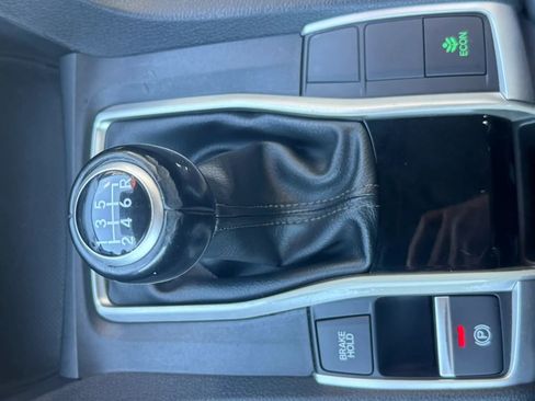 Used 2019 Honda Civic Sport image 18
