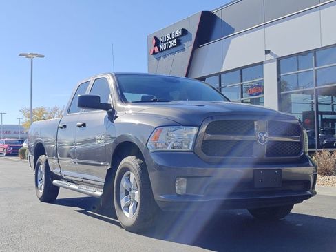 Used 2019 RAM 1500 Express AWD/4WD image 1
