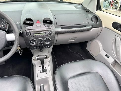 Used 2005 Volkswagen Beetle GLS image 13