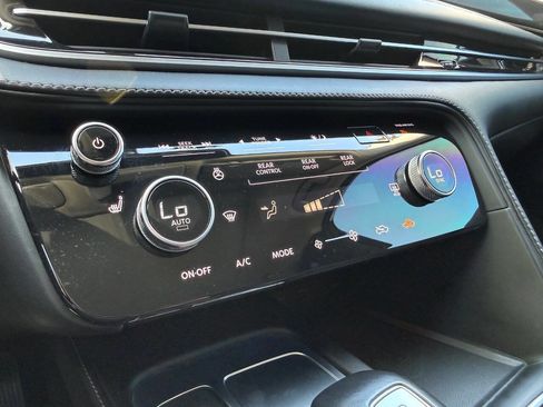 Used 2024 INFINITI QX60 Pure FWD image 40