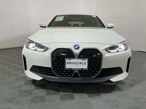 Certified 2024 BMW i4 eDrive35 w/ Premium Package RWD image 3