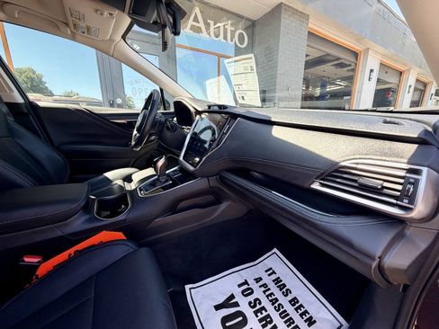 Used 2024 Subaru Outback Limited AWD/4WD image 31