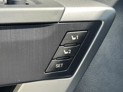 Used 2023 Toyota Tundra Platinum w/ Advanced Package image 26