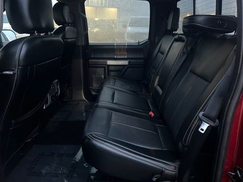 Used 2019 Ford F150 Lariat image 8