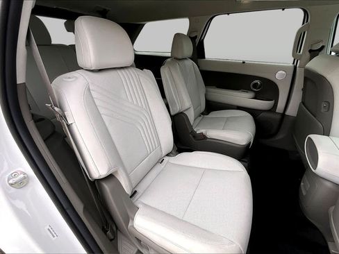 Used 2026 Hyundai Palisade SEL Premium FWD image 21