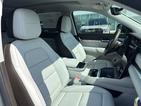 New 2026 GMC Terrain Denali AWD/4WD image 22