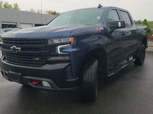 Certified 2021 Chevrolet Silverado 1500 LT Trail Boss w/ Convenience Package II AWD/4WD image 3