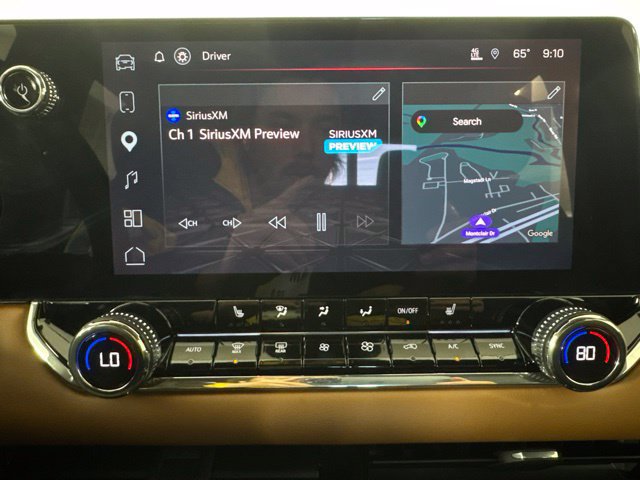 Used 2025 GMC Canyon AT4 AWD/4WD image 15