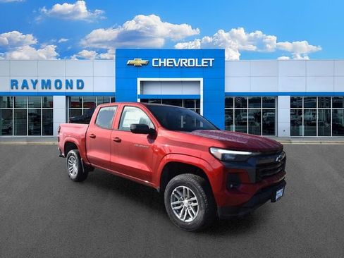 New 2026 Chevrolet Colorado LT w/ LT Convenience Package AWD/4WD image 1