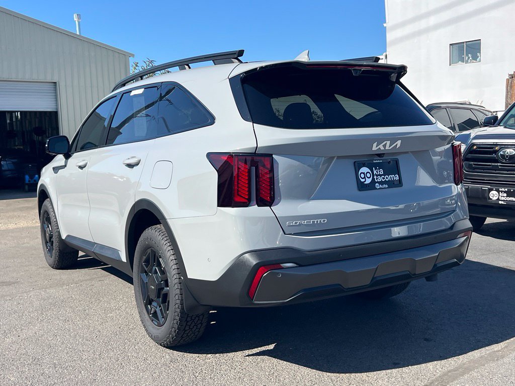 Certified 2024 Kia Sorento SX Prestige w/ Olive Brown Leather Package AWD/4WD image 9