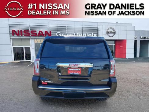 Used 2019 GMC Yukon Denali w/ Denali Ultimate Package RWD image 6