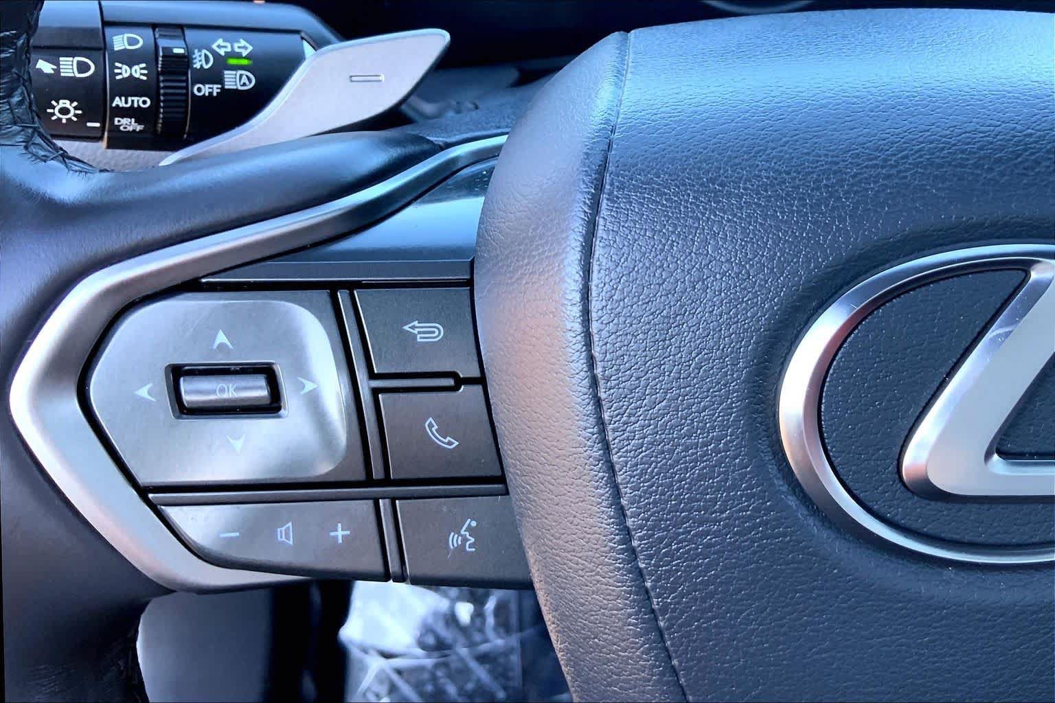 Certified 2026 Lexus NX 350h AWD w/ Cold Area Package image 23