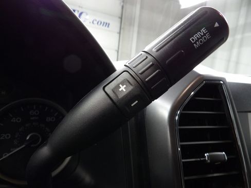 Used 2020 Ford F150 XLT AWD/4WD image 46