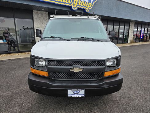 Used 2017 Chevrolet Express 2500 2500 Cargo image 12
