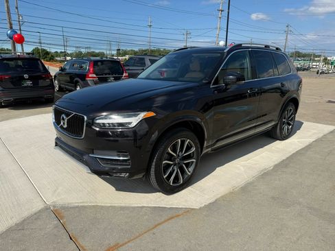 Used 2016 Volvo XC90 T6 Momentum w/ Momentum Plus Package AWD/4WD image 6