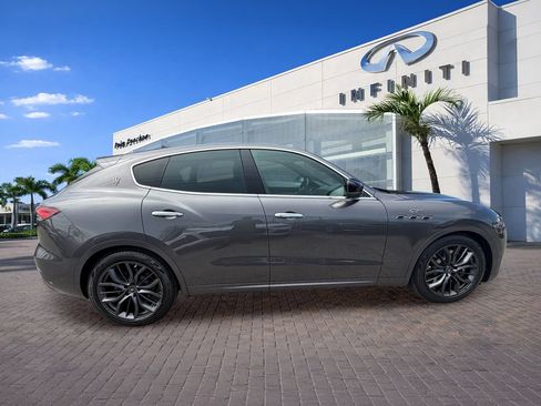 Used 2024 Maserati Levante GT Ultima AWD/4WD image 8